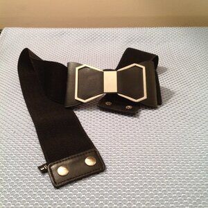 Torrid Bow Tie Belt Stretch Size 3